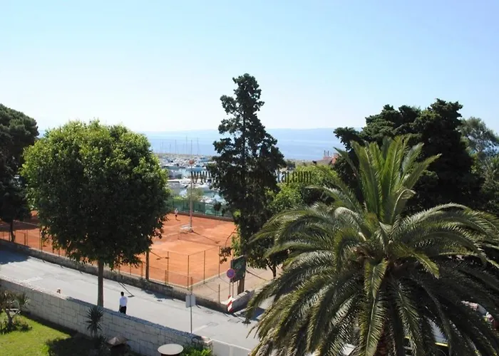 Beach Split Apartments Lägenhet Split