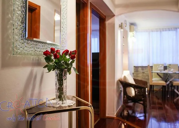 Beach Split Apartments