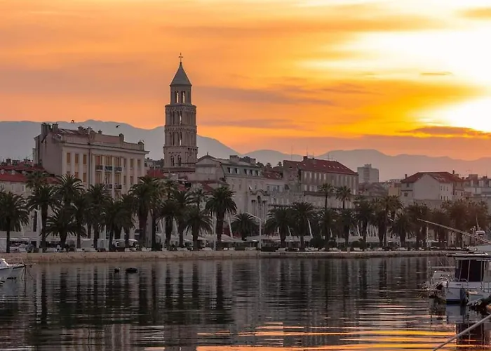 Beach Split Apartments * Split