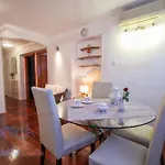 Beach Split Apartments سبليت