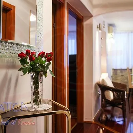 Beach Split Apartments