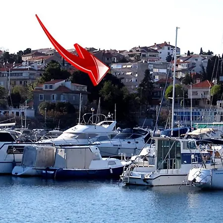 Beach Split Apartments *