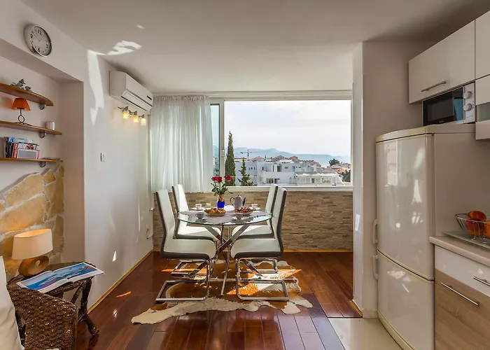 Beach Split Apartments * Spalato