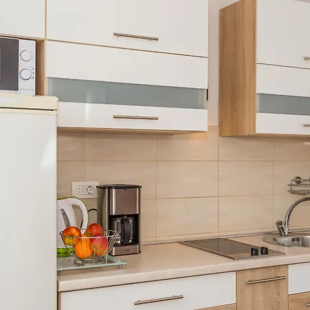 Beach Split Apartments ספליט